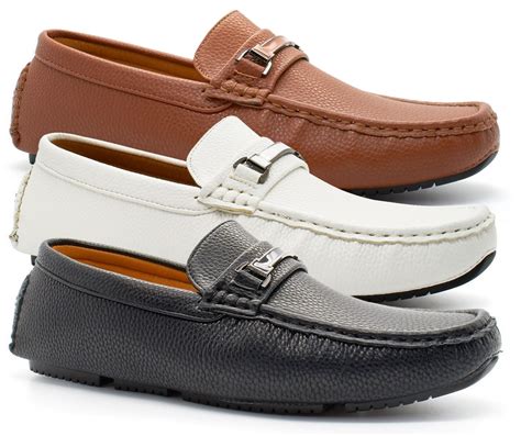 Men's Loafers and Moccasins .